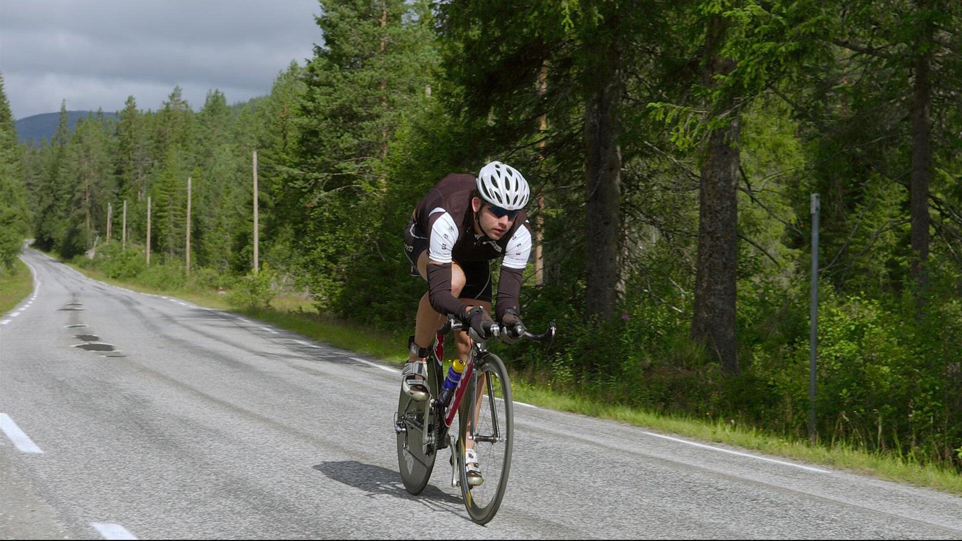 平地起惊雷！皮尔洛惊世远射改写足坛历史，艺术中场再演不朽传奇